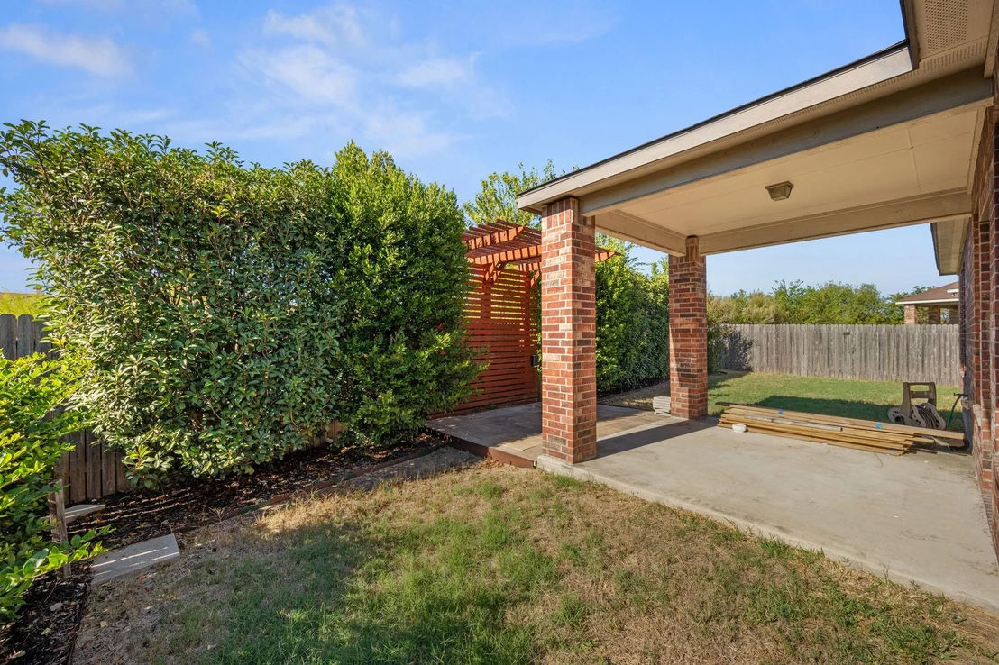 Photo of 14712 Lake Victor DR