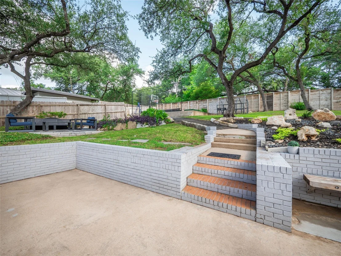 Photo of 4901 Timberline DR