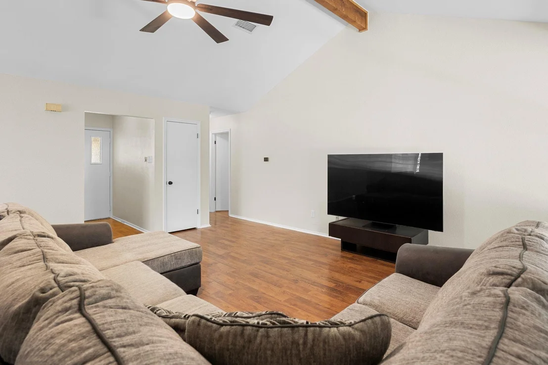 Photo of 2113 Delvin LN