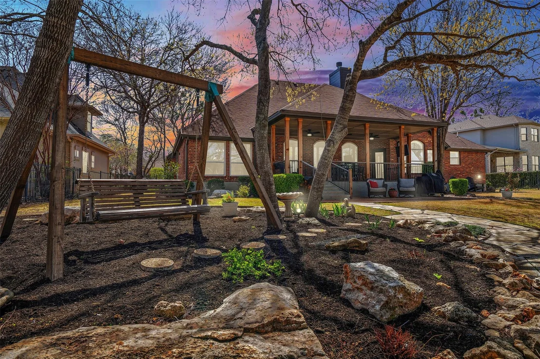 Photo of 30307 Oak Tree DR