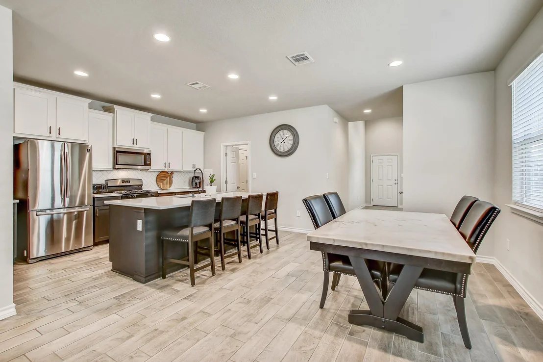 Photo of 495 Eves Necklace DR