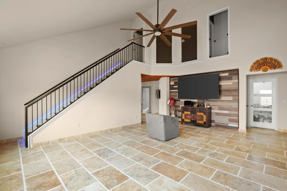 Photo of 111 Bobolink CV