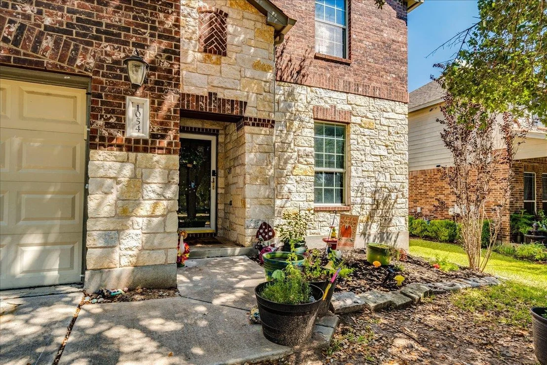 Photo of 1054 Clark Brothers DR