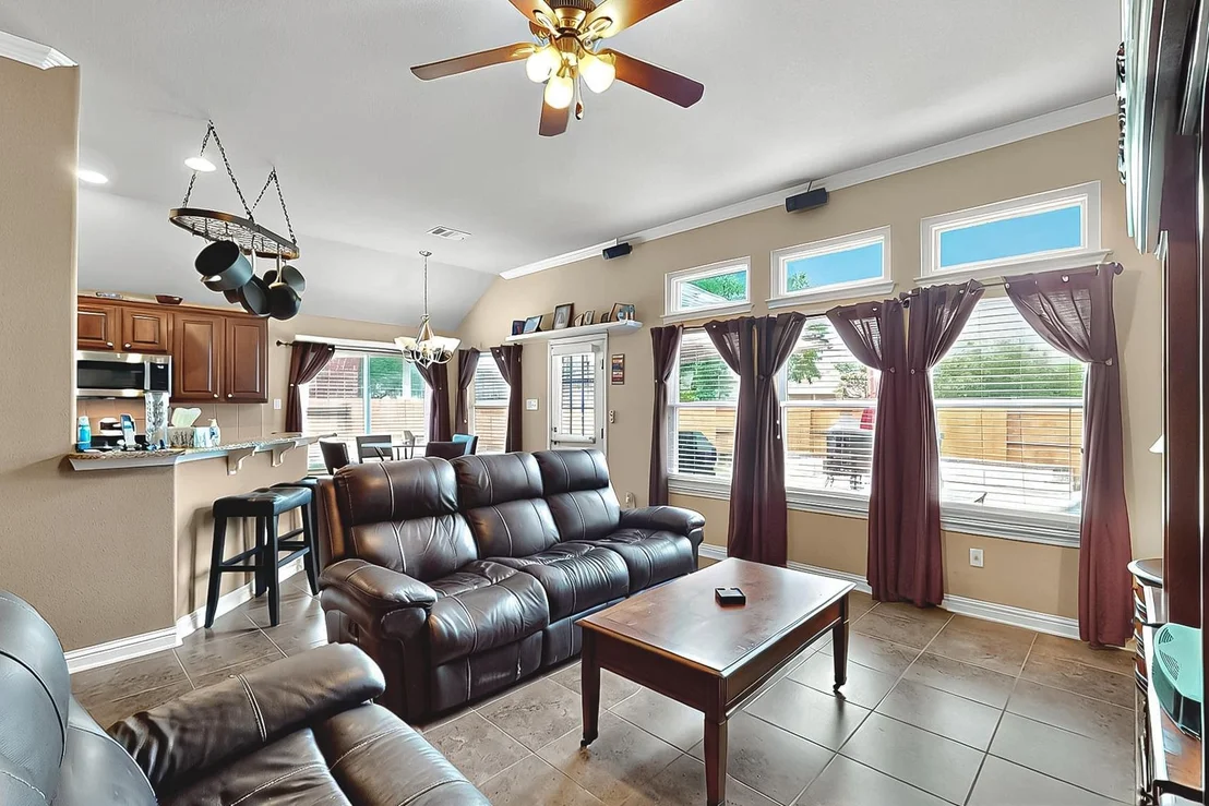 Photo of 320 Atlanta Park DR
