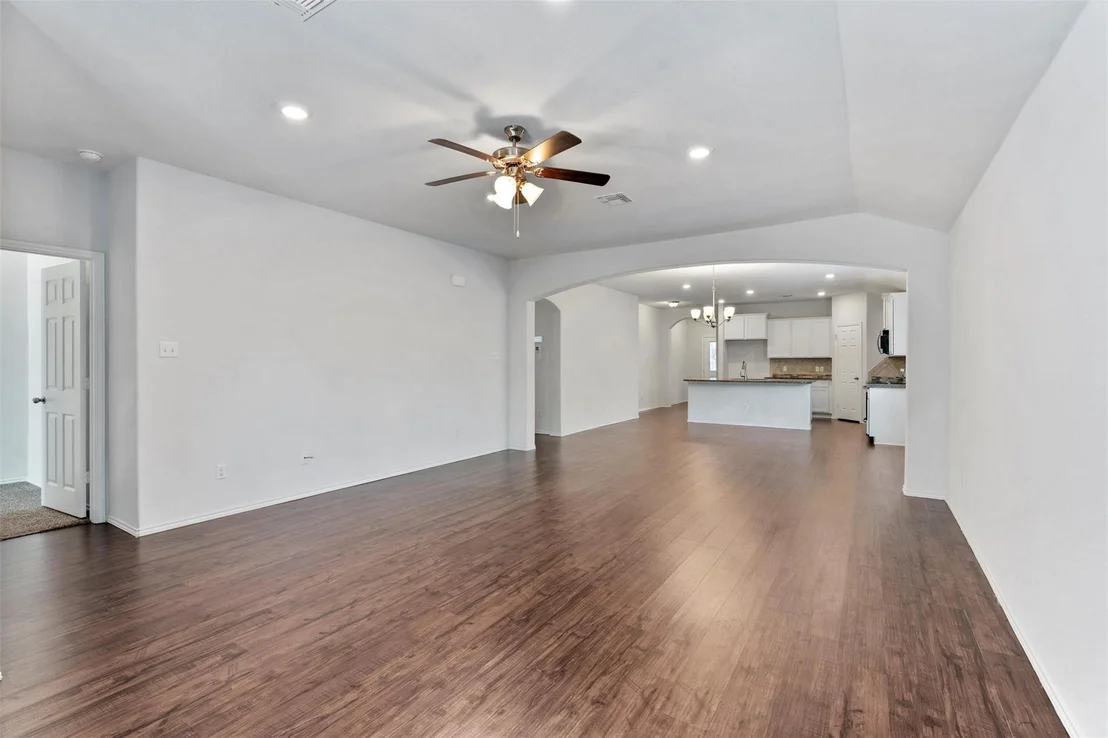 Photo of 6305 Tess RD