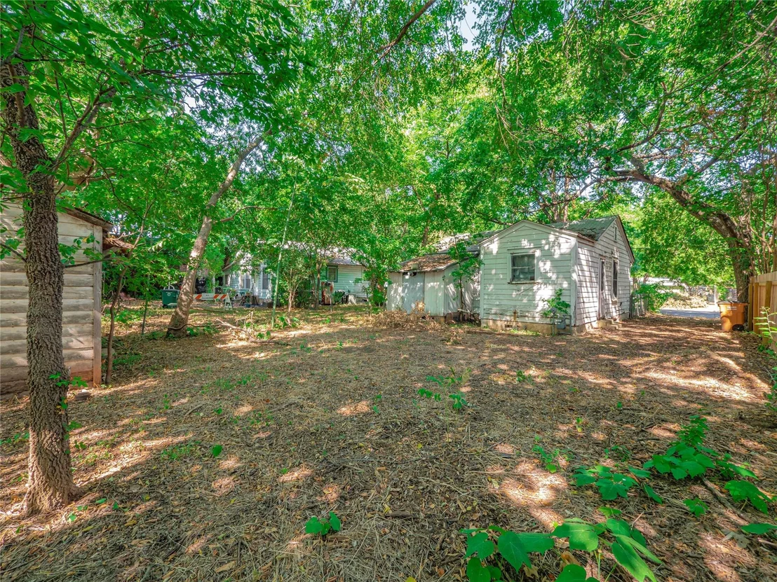 Photo of 505 & 507 Vermont RD