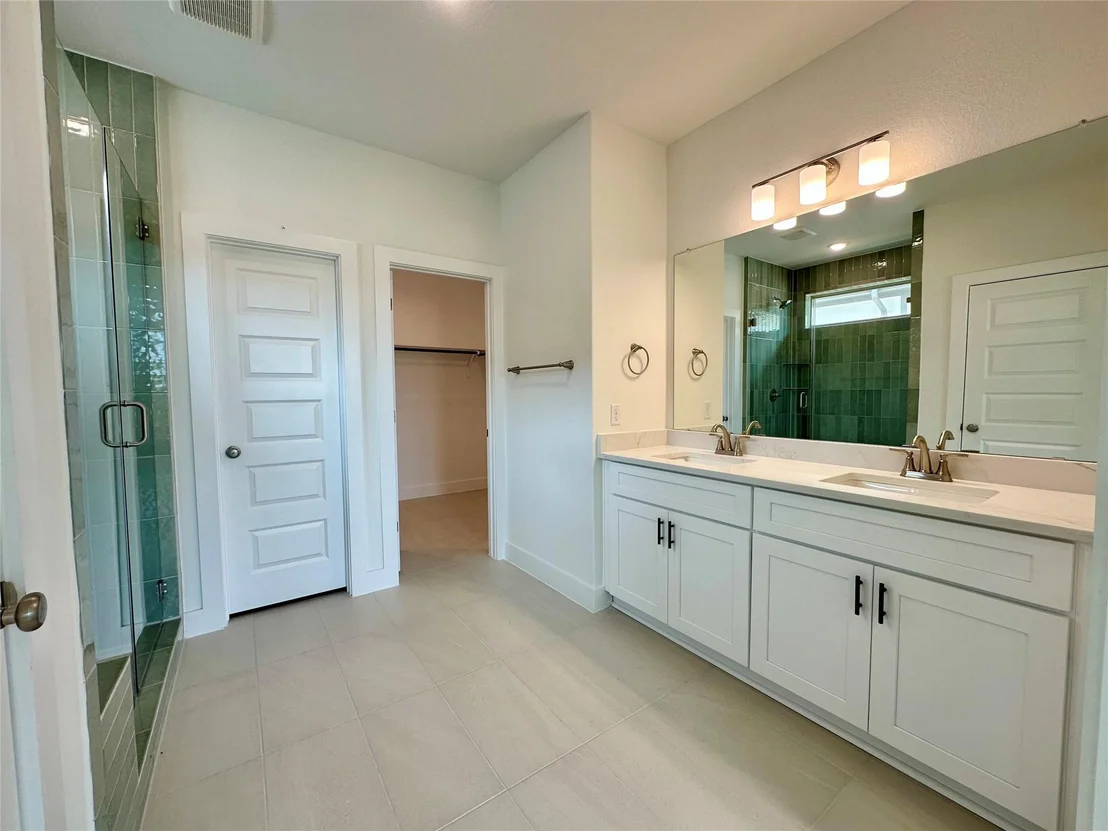Photo of 300 Treadwell LN