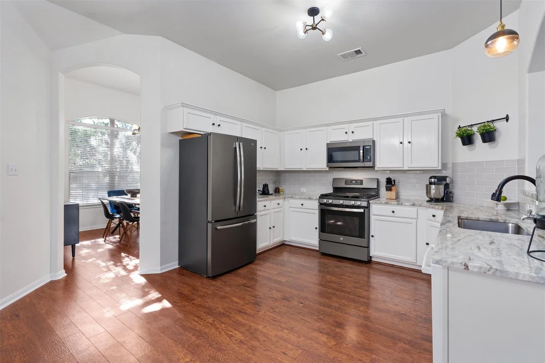 Photo of 902 Lavender CV