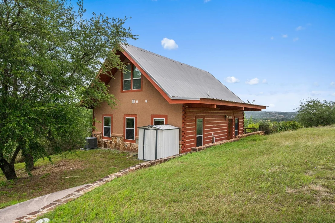 Photo of 28537 Paradise Manor DR