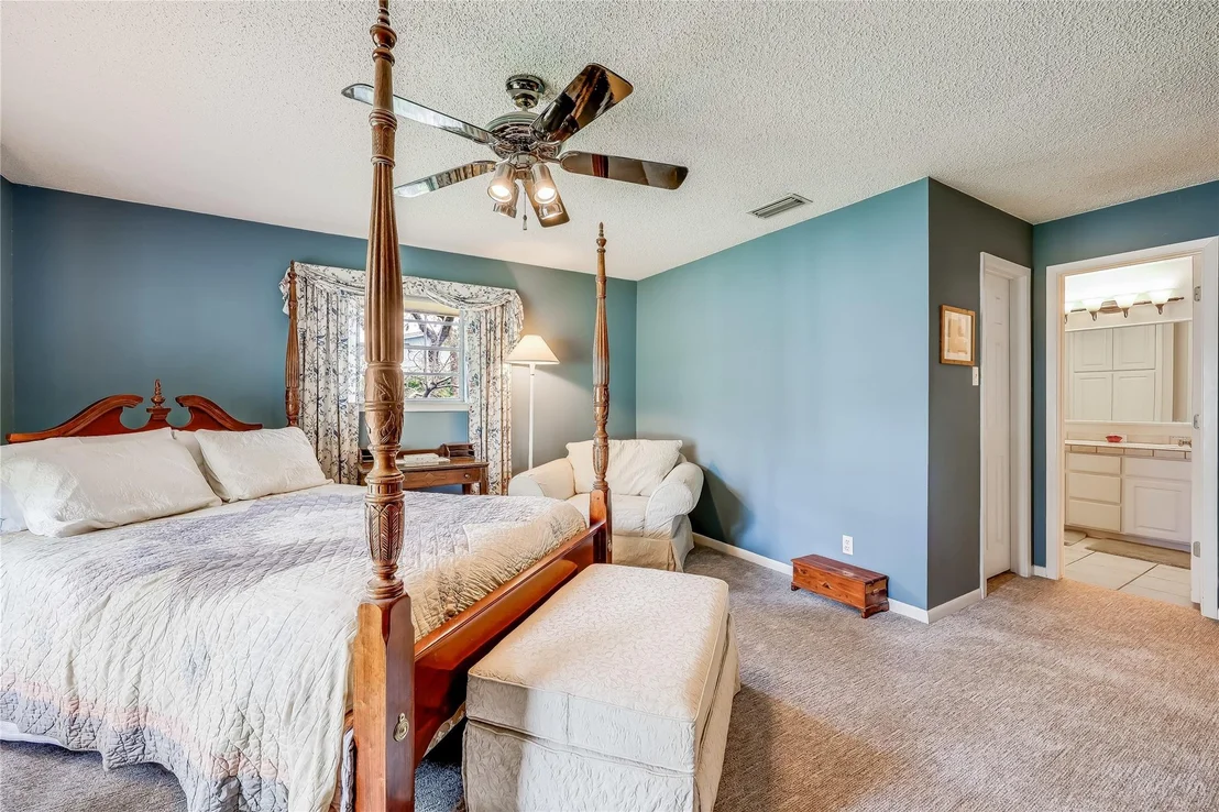 Photo of 9 Inwood CIR