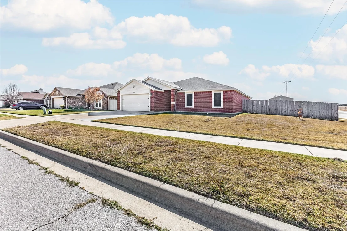 Photo of 3300 Rockwall DR