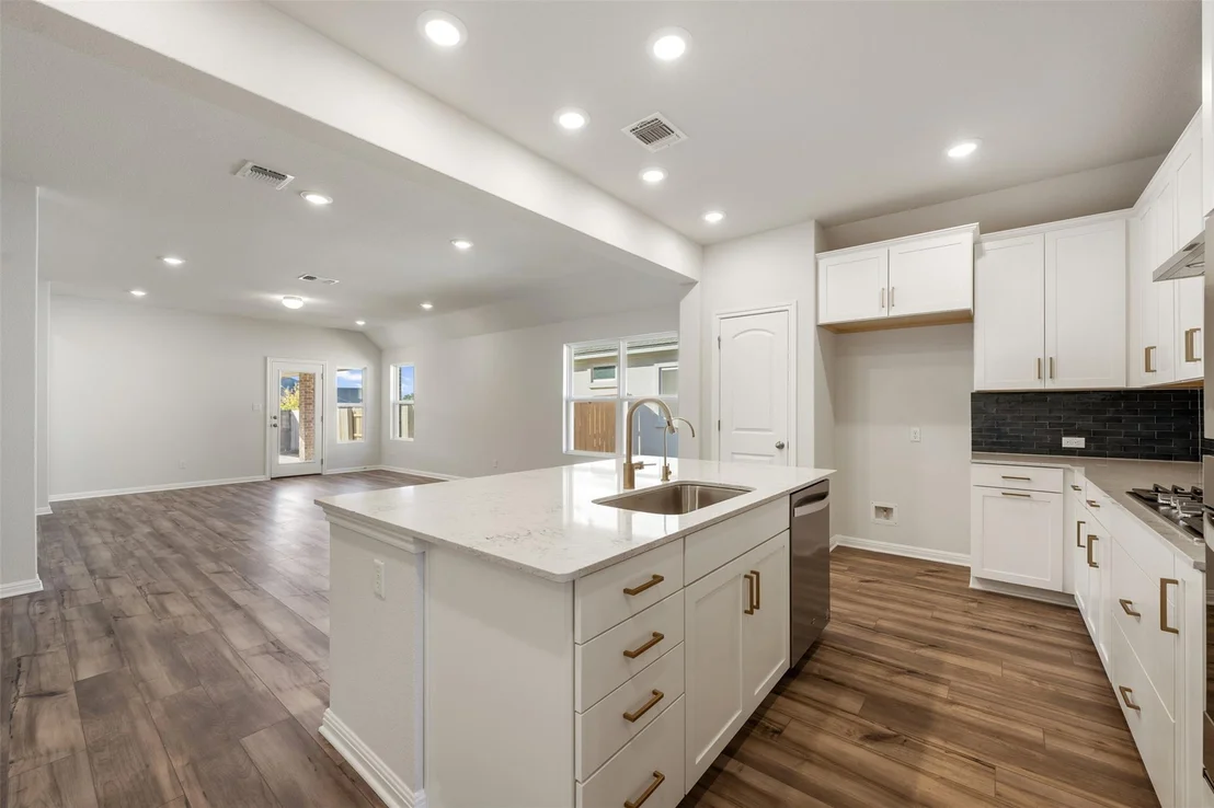 Photo of 536 Redding WAY