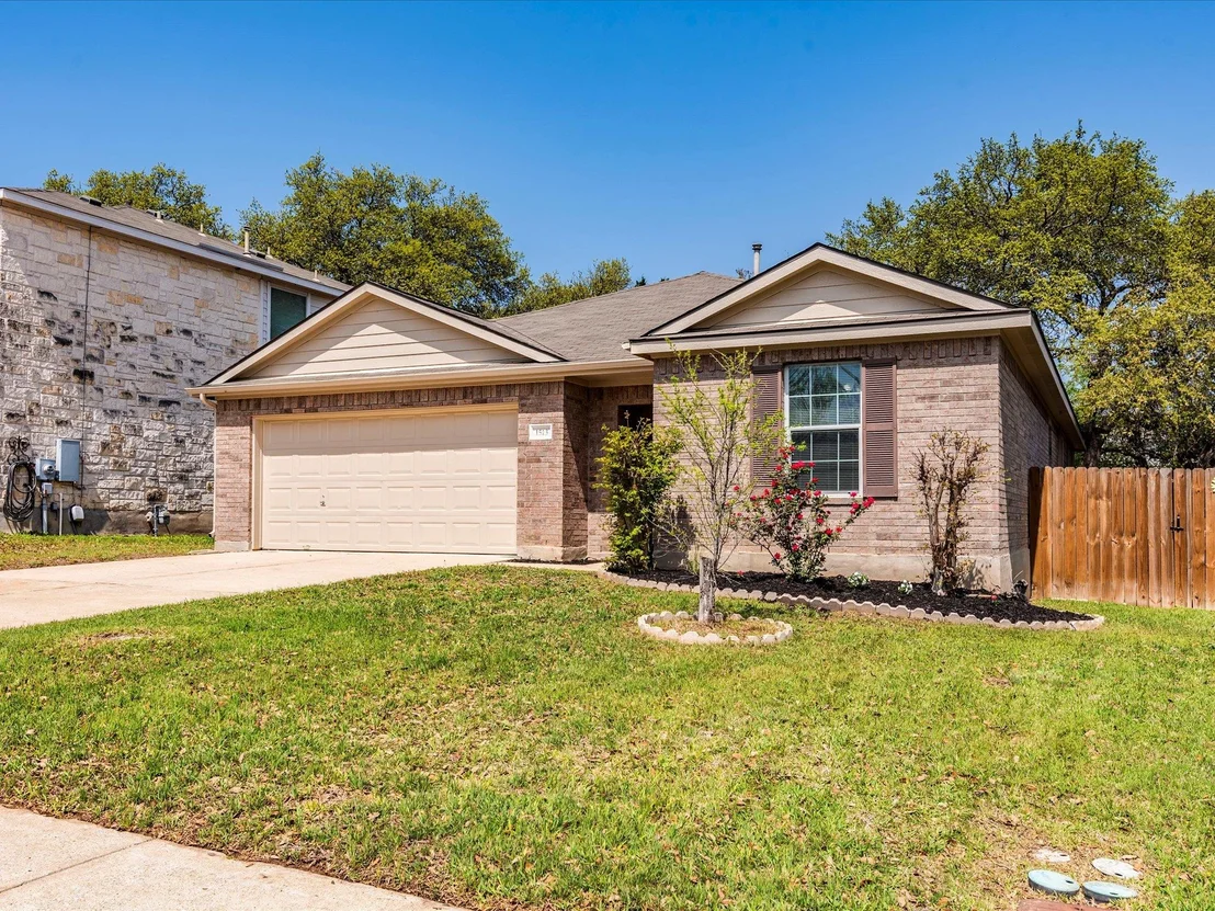 Photo of 1513 Hawk DR