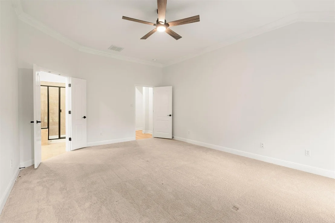 Photo of 7805 Crandall RD