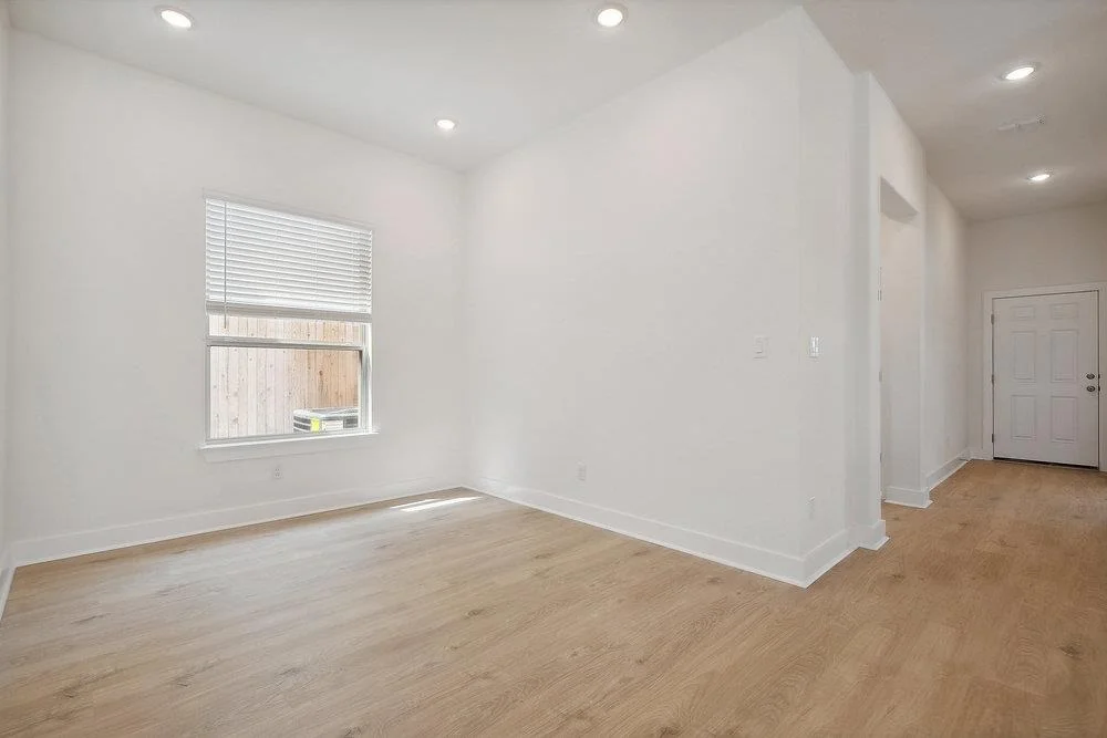 Photo of 137 Tenny LN