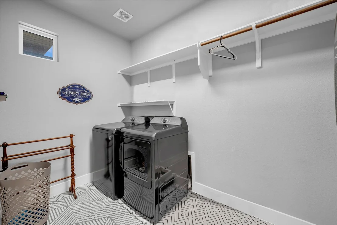 Photo of 123 Wandering Oak CIR