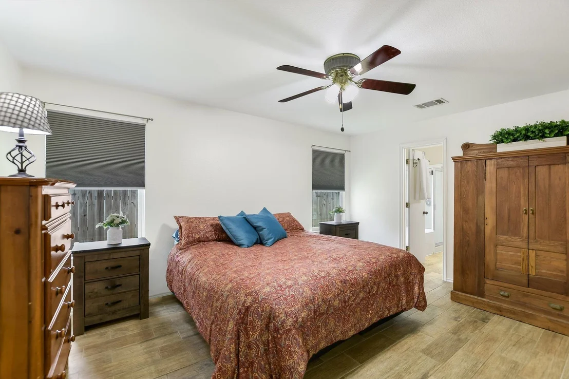 Photo of 3006 Tyler LN