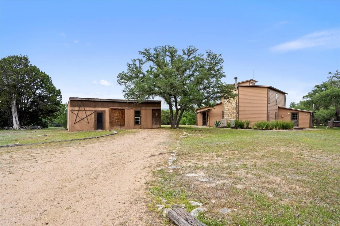 Photo of 307 Valley Ridge RD