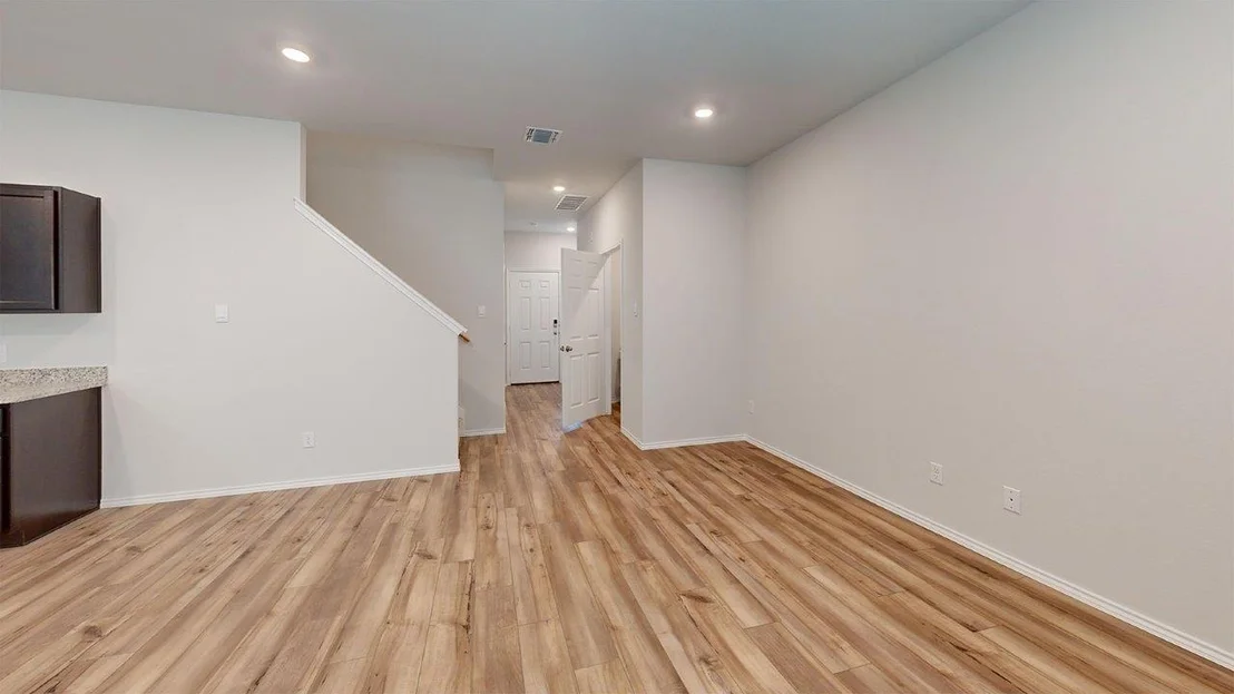 Photo of 557 Hector LOOP