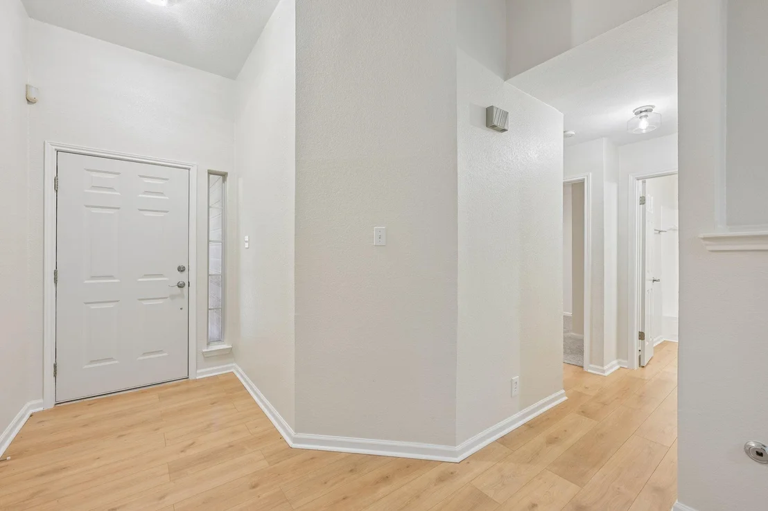 Photo of 500 Britni LOOP