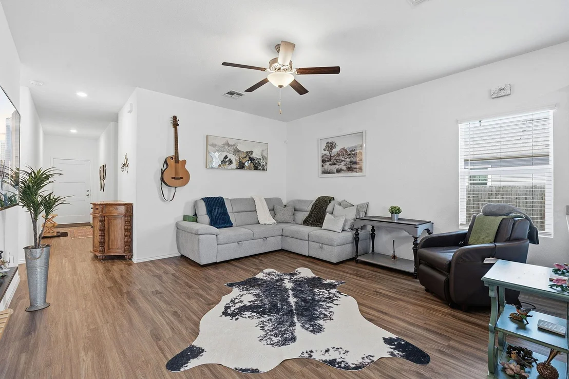 Photo of 7601 Ivy Trellis TRL