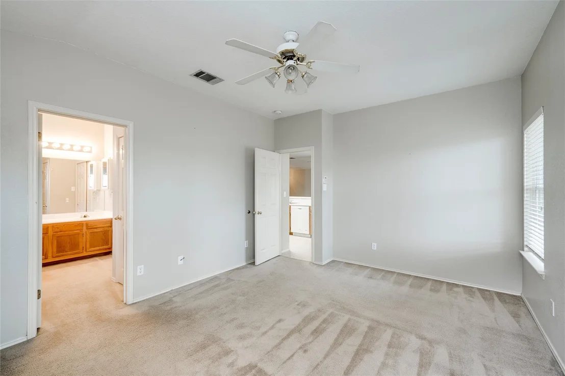 Photo of 1404 Wheatfall LN