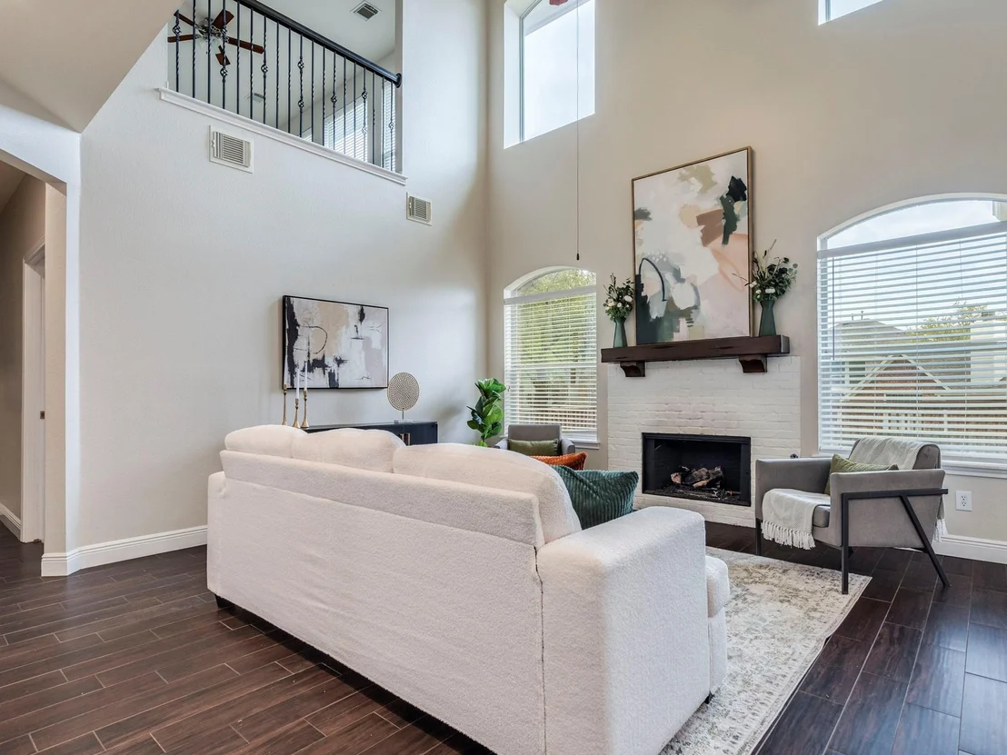 Photo of 1301 Horseback HOLW