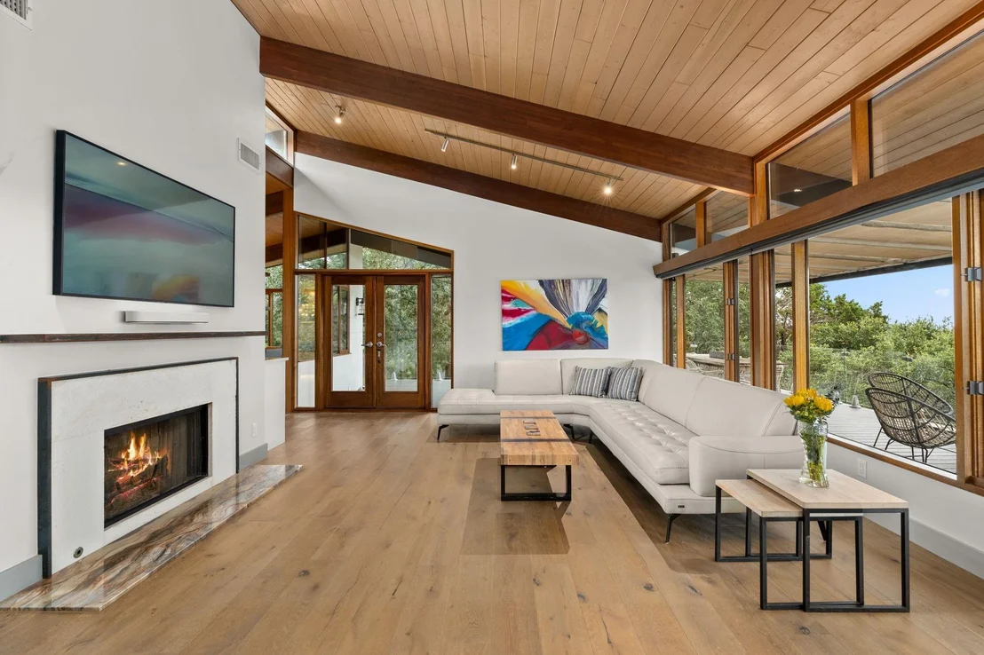 Photo of 1400 Mount Larson RD