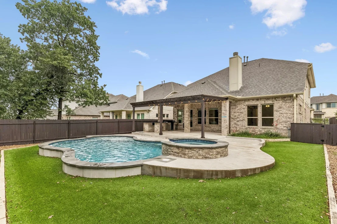 Photo of 2432 Soprano WAY