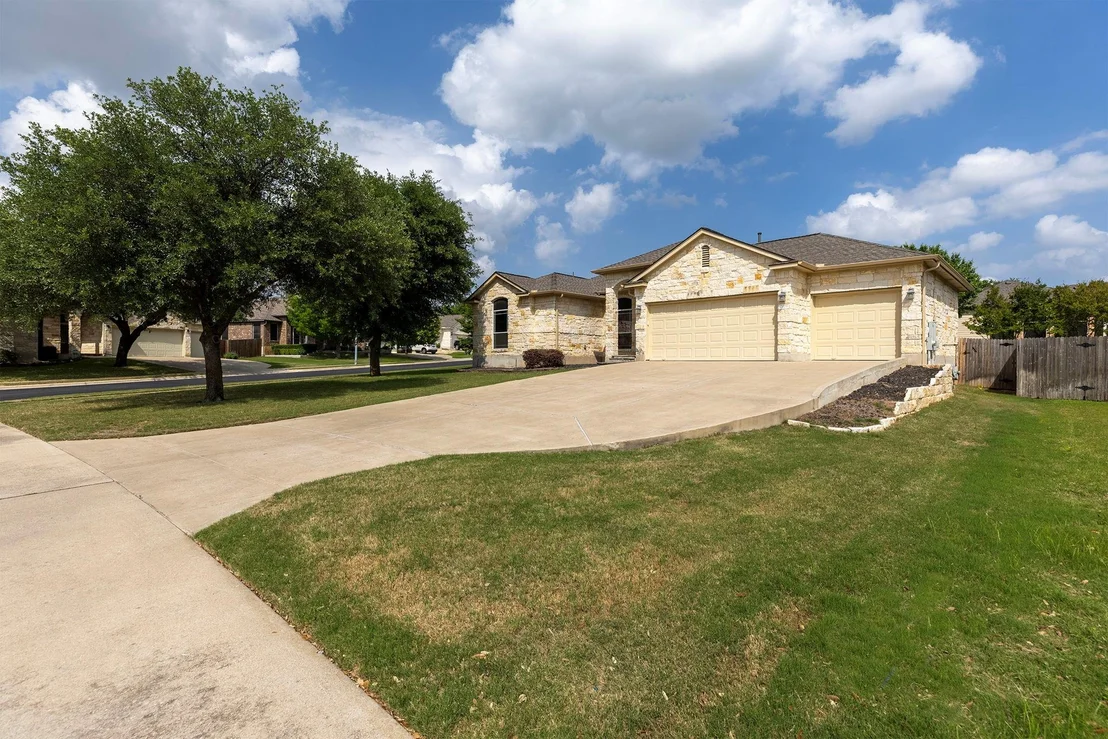 Photo of 2129 Aaron Ross WAY