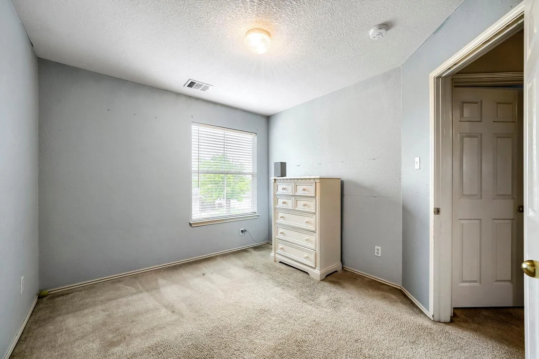 Photo of 1017 Coronation WAY