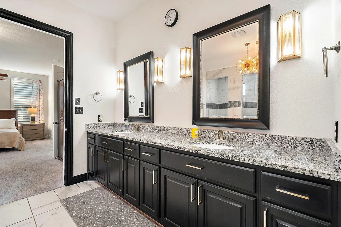 Photo of 225 Escarpment WAY