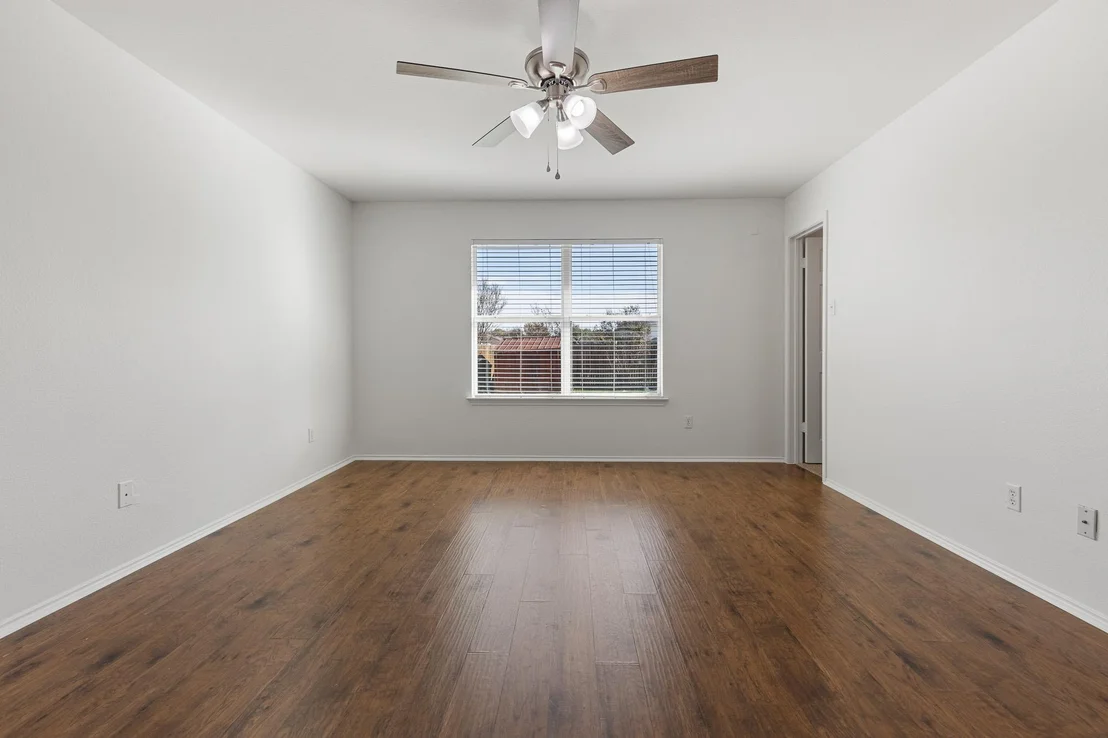 Photo of 406 Golden Gate DR