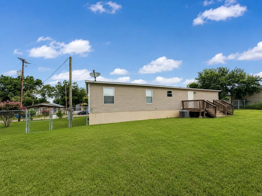 Photo of 873 Avenue I