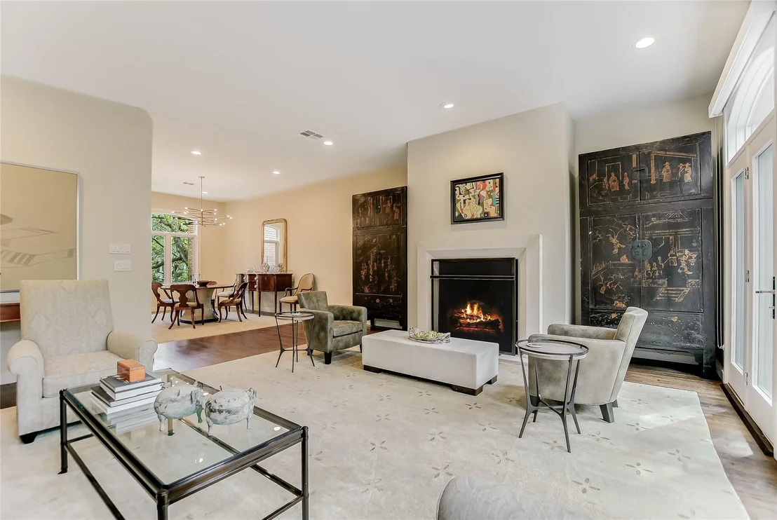 Photo of 3718 Bridle PATH