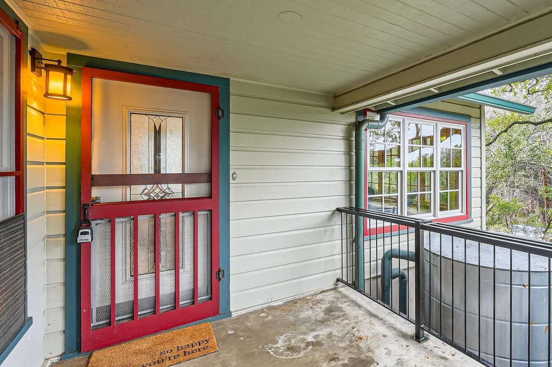 Photo of 1807 Alameda DR