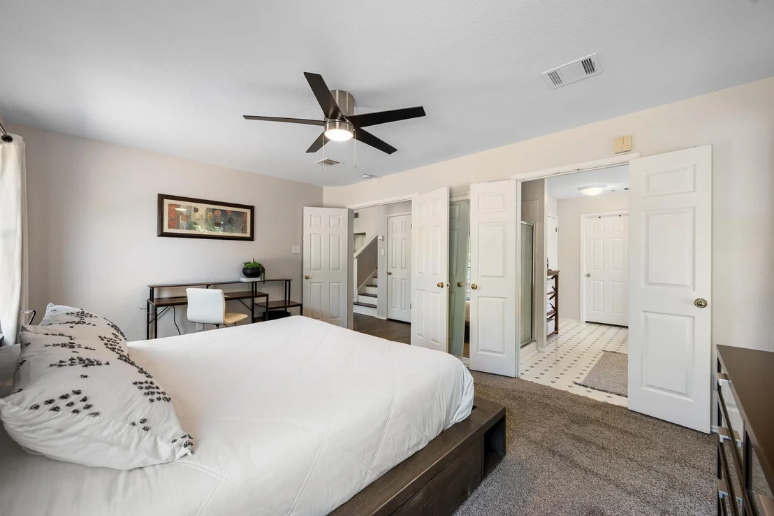 Photo of 1606 Academy PL