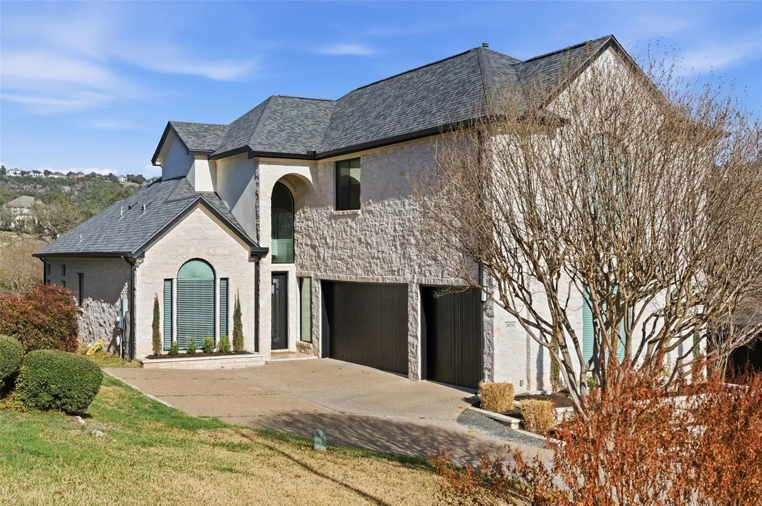 Photo of 3979 River Place BLVD