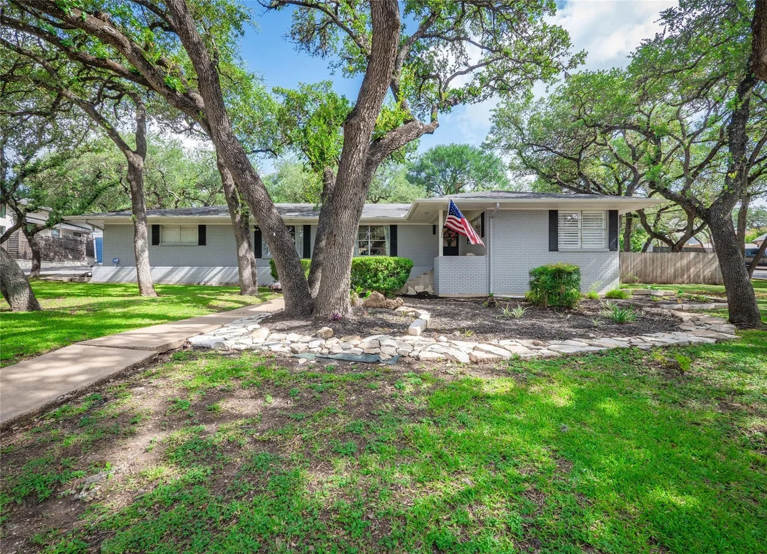 Photo of 4901 Timberline DR