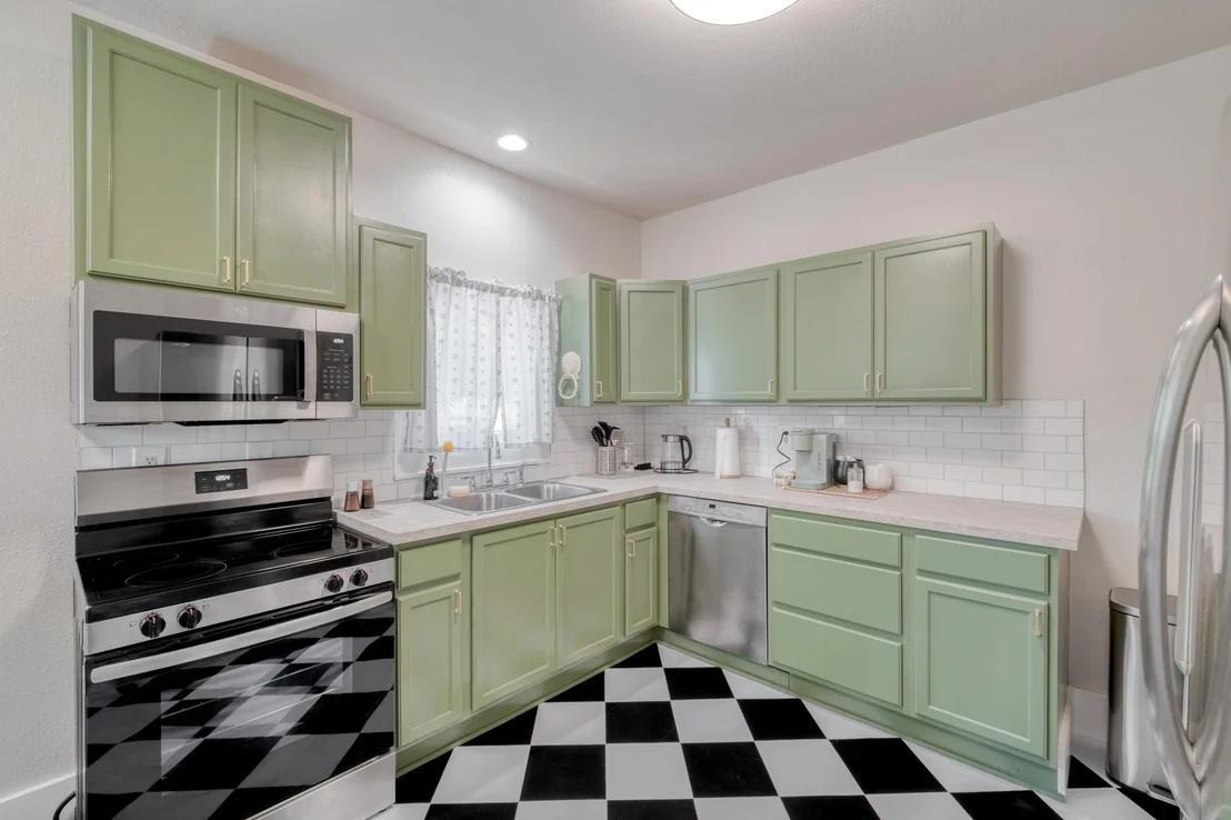 Photo of 905 Bellview Ave