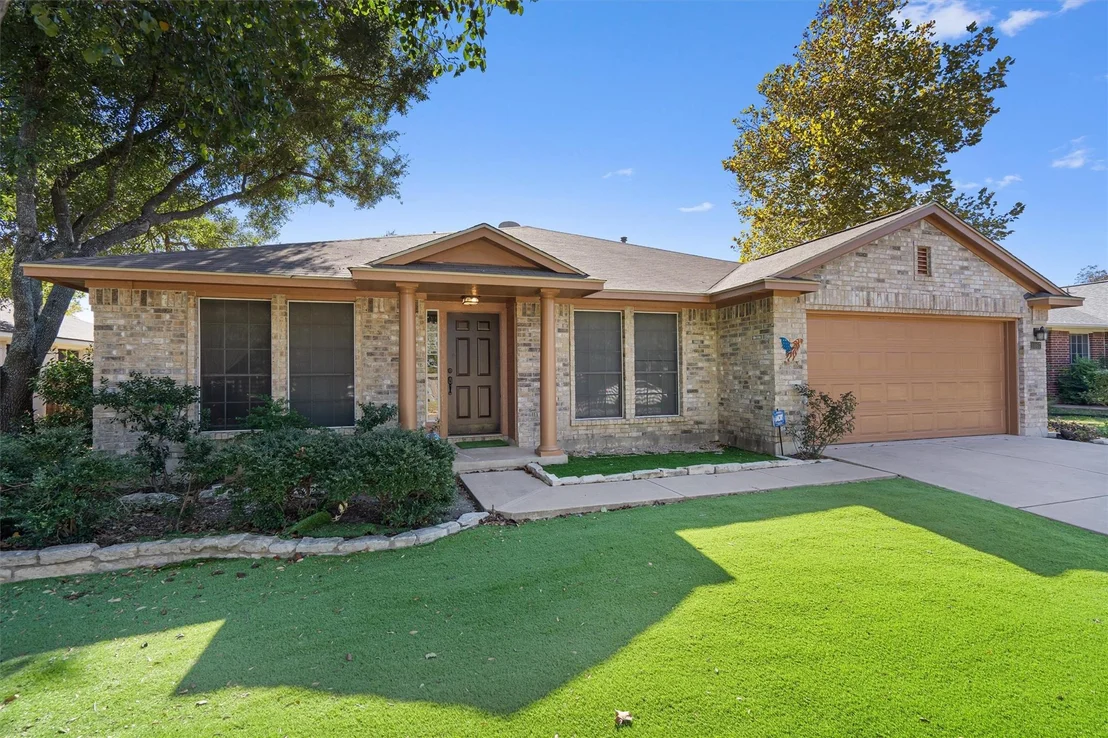 Photo of 1007 Leah LN