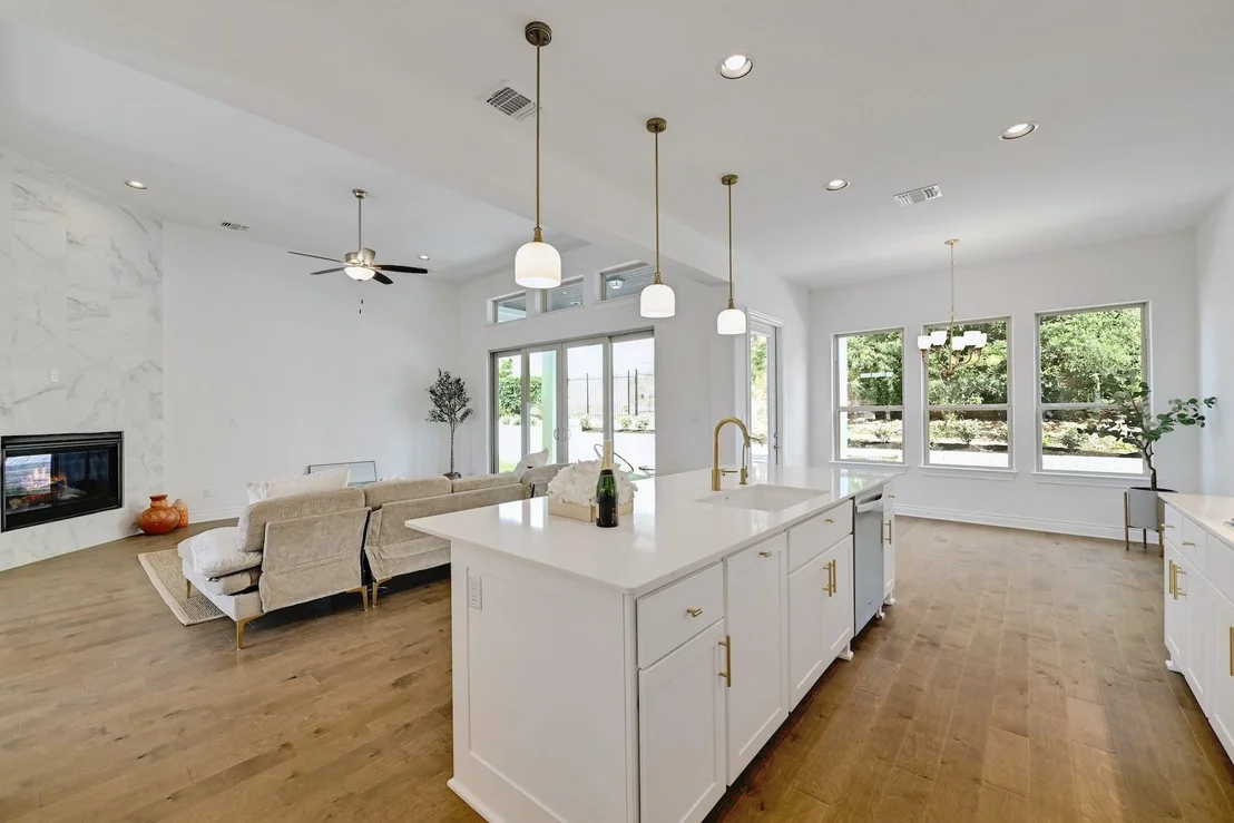 Photo of 905 CRESTONE STREAM DR