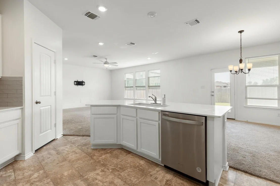 Photo of 1232 Adam LN