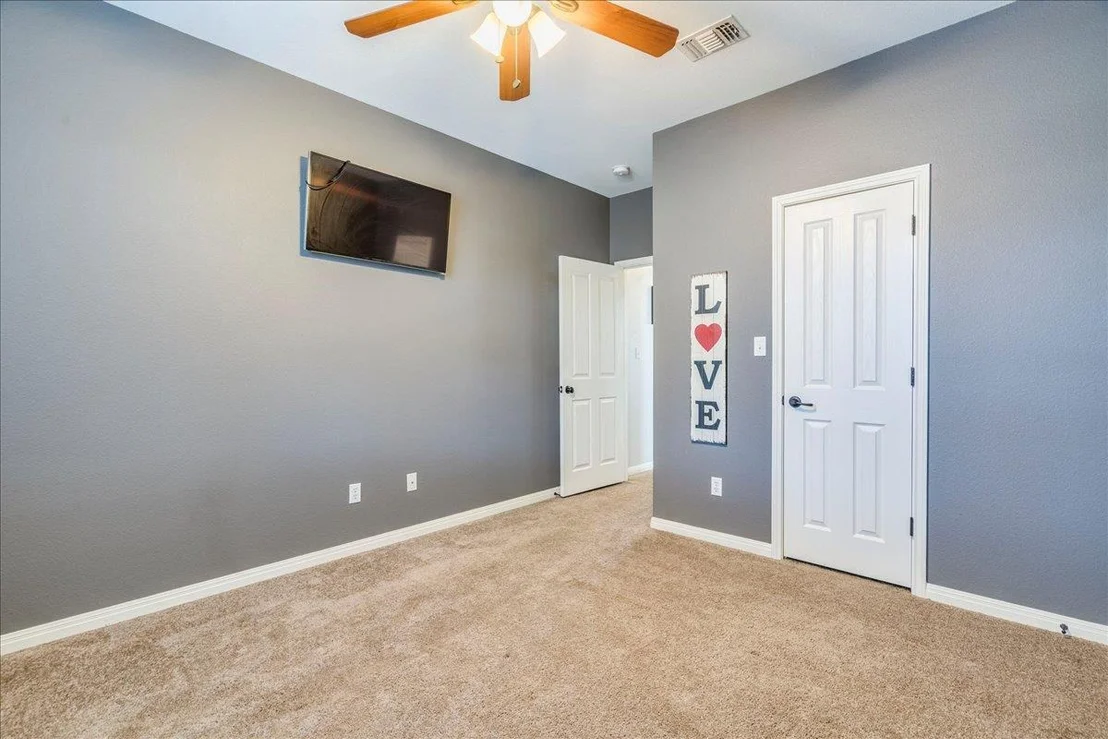 Photo of 11 Rhapsody LN