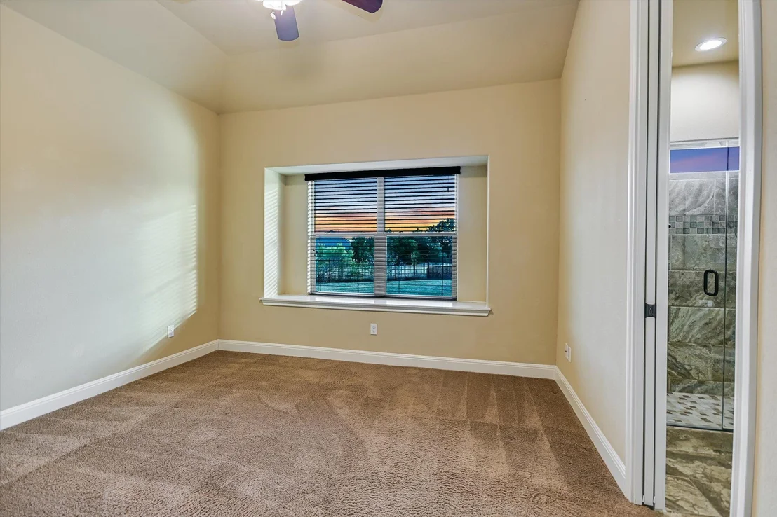 Photo of 162 Sarahs Spring CV
