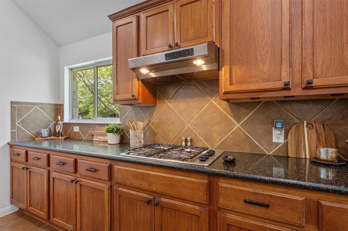 Photo of 9437 Caves Valley DR