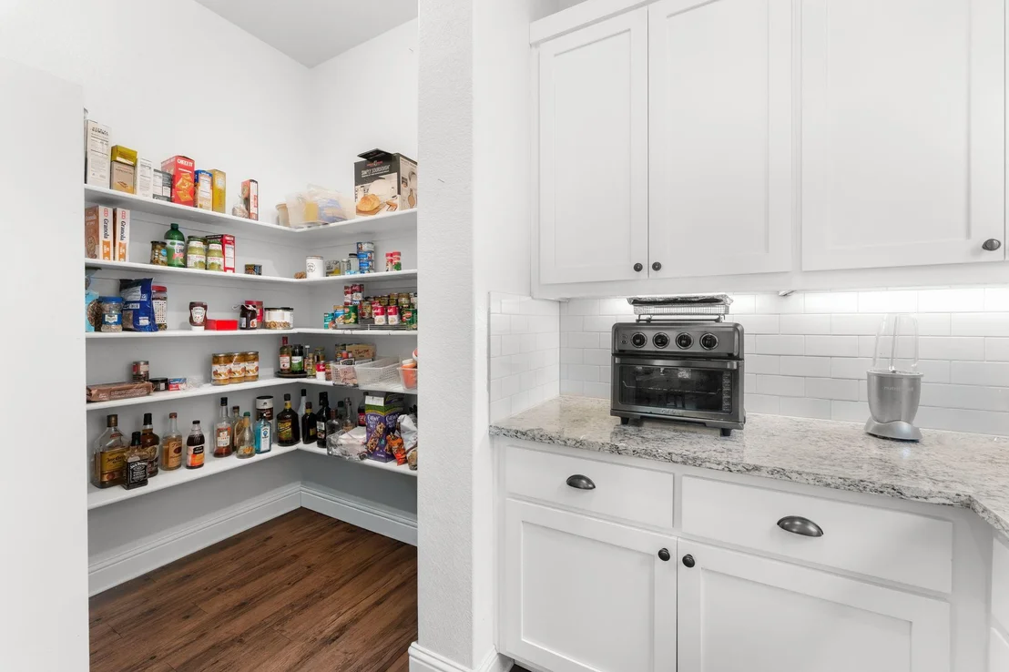 Photo of 140 Lake Rim CIR