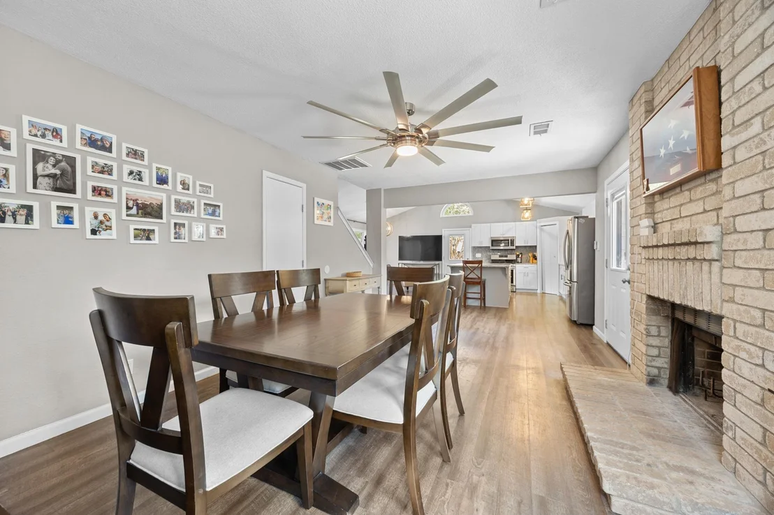 Photo of 806 Brook BND