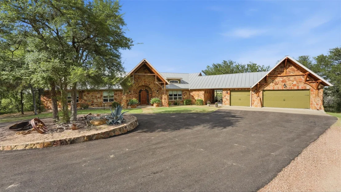 Photo of 435 Placid LN