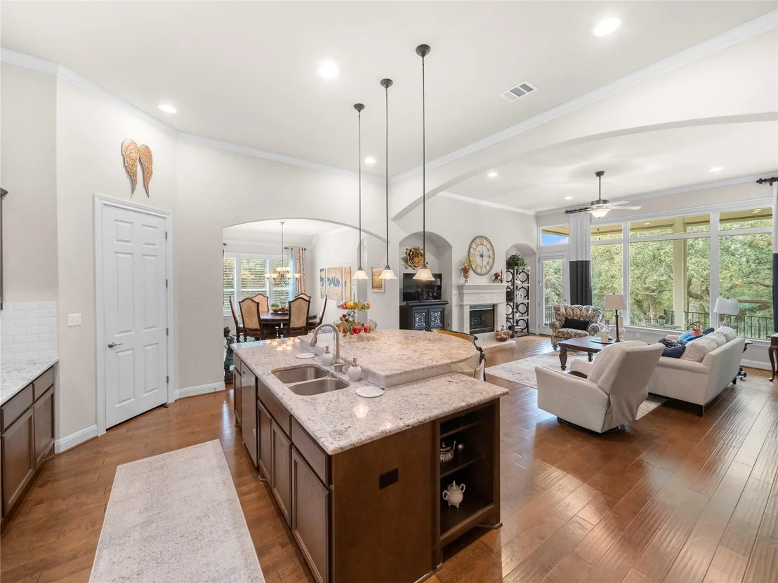 Photo of 209 Escarpment WAY